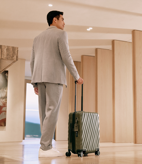 19 DEGREE International Expandable 4 Wheeled Carry On  lifestyle | TUMI