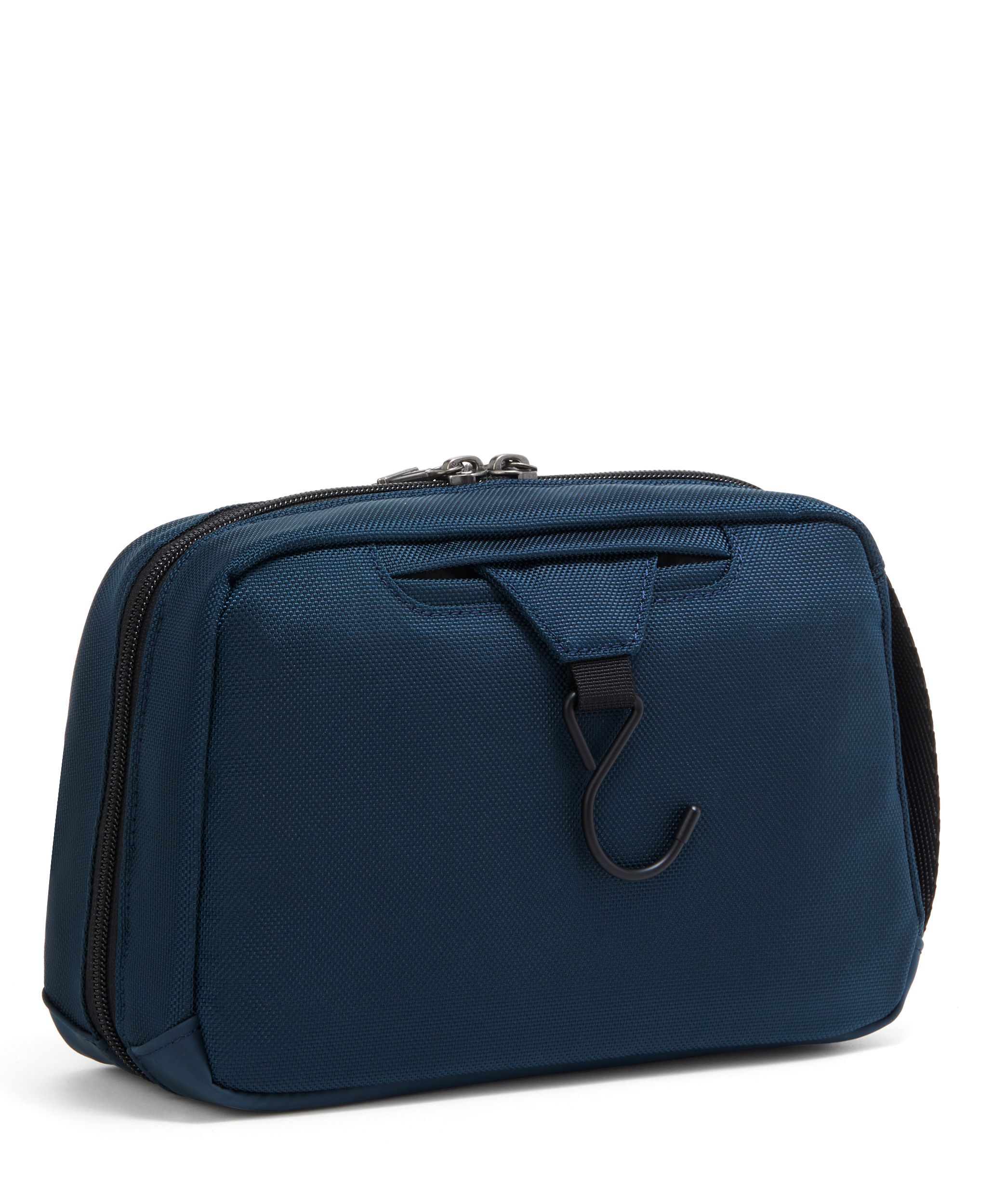Tumi alpha sales toiletry bag