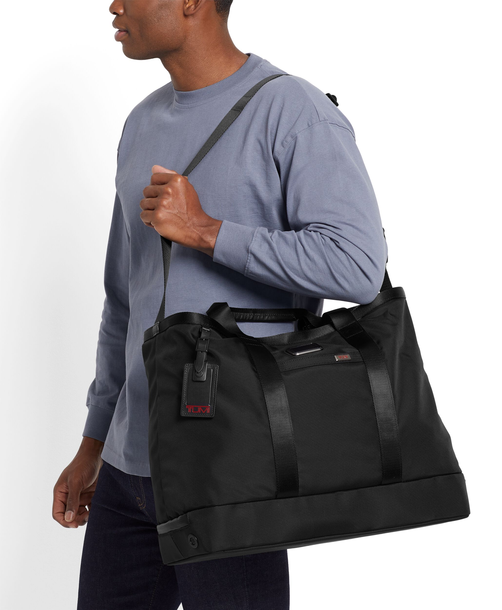 Tumi tote bag sale clearance