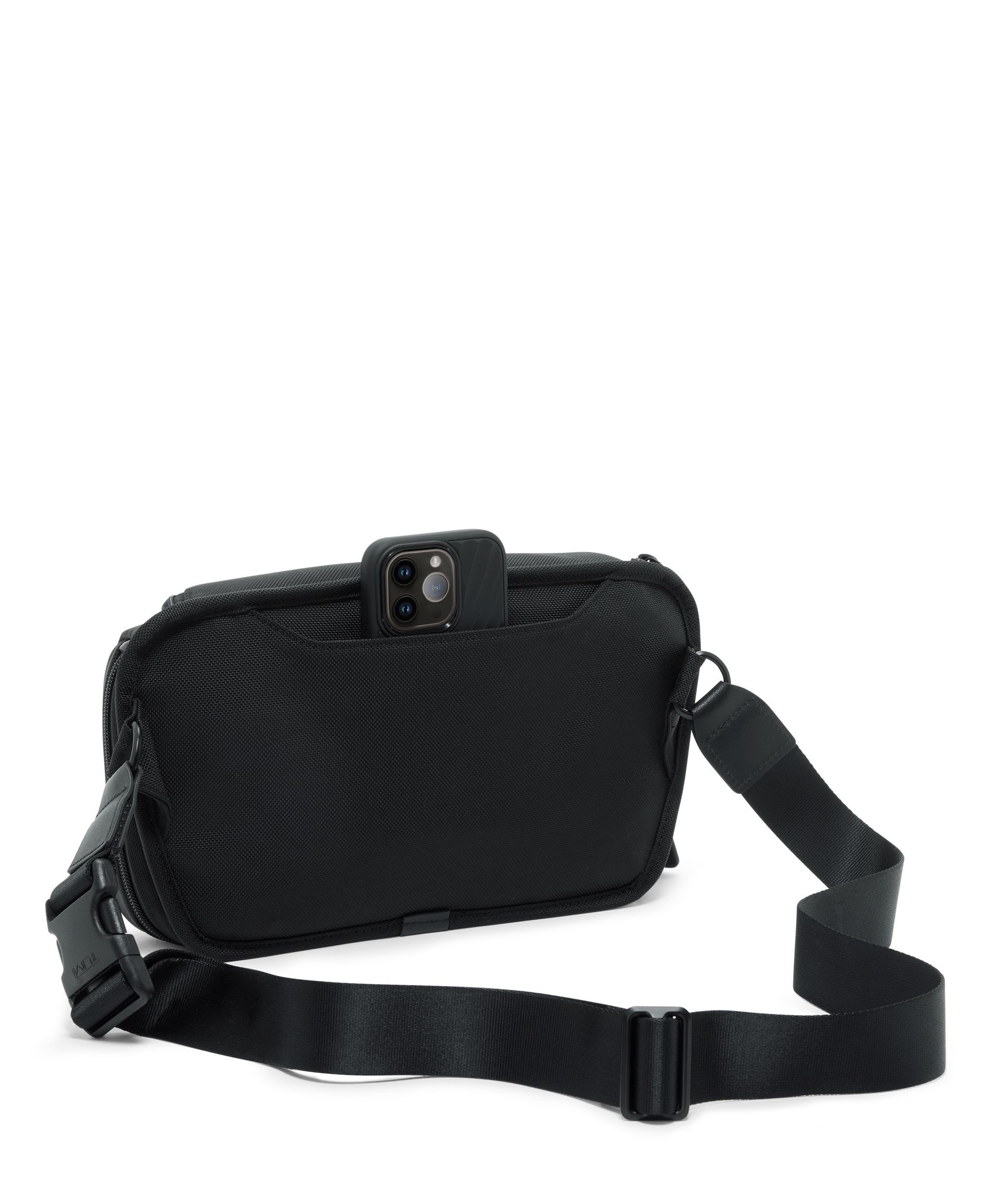 Large Sling in Black | Tumi Alpha | TUMI Singapore