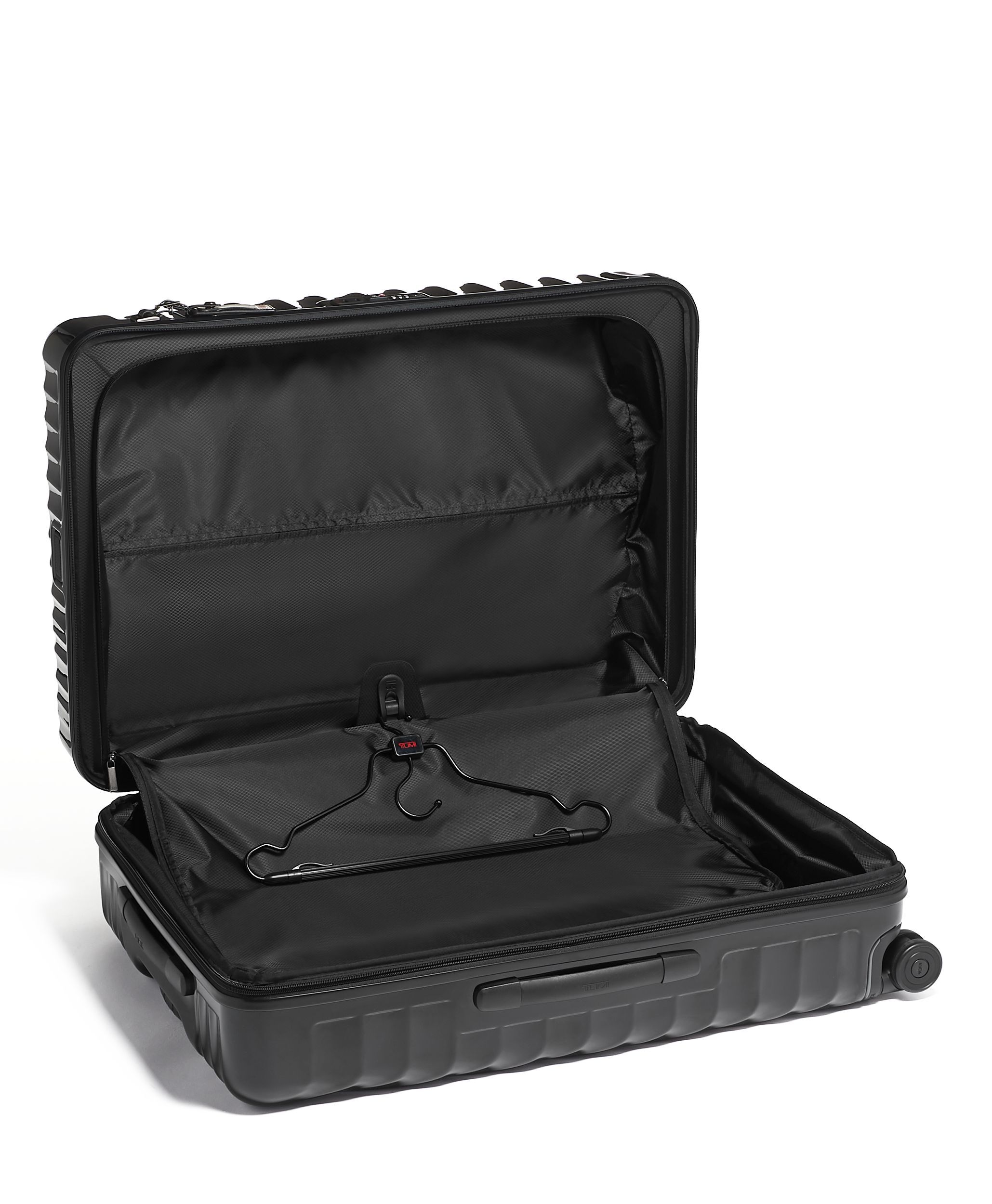 Extended Trip Expandable 4 Wheeled Packing Case in Black Extended Trip Expandable 4 Wheeled Packing Case in Black