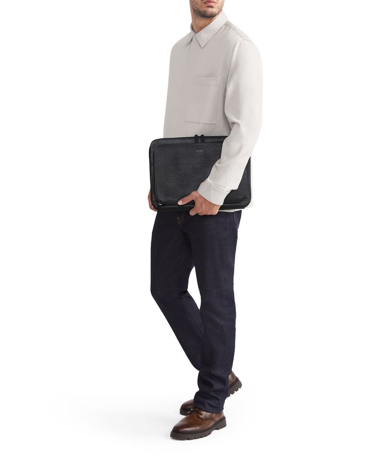 NASSAU SLG Laptop Portfolio  hi-res | TUMI