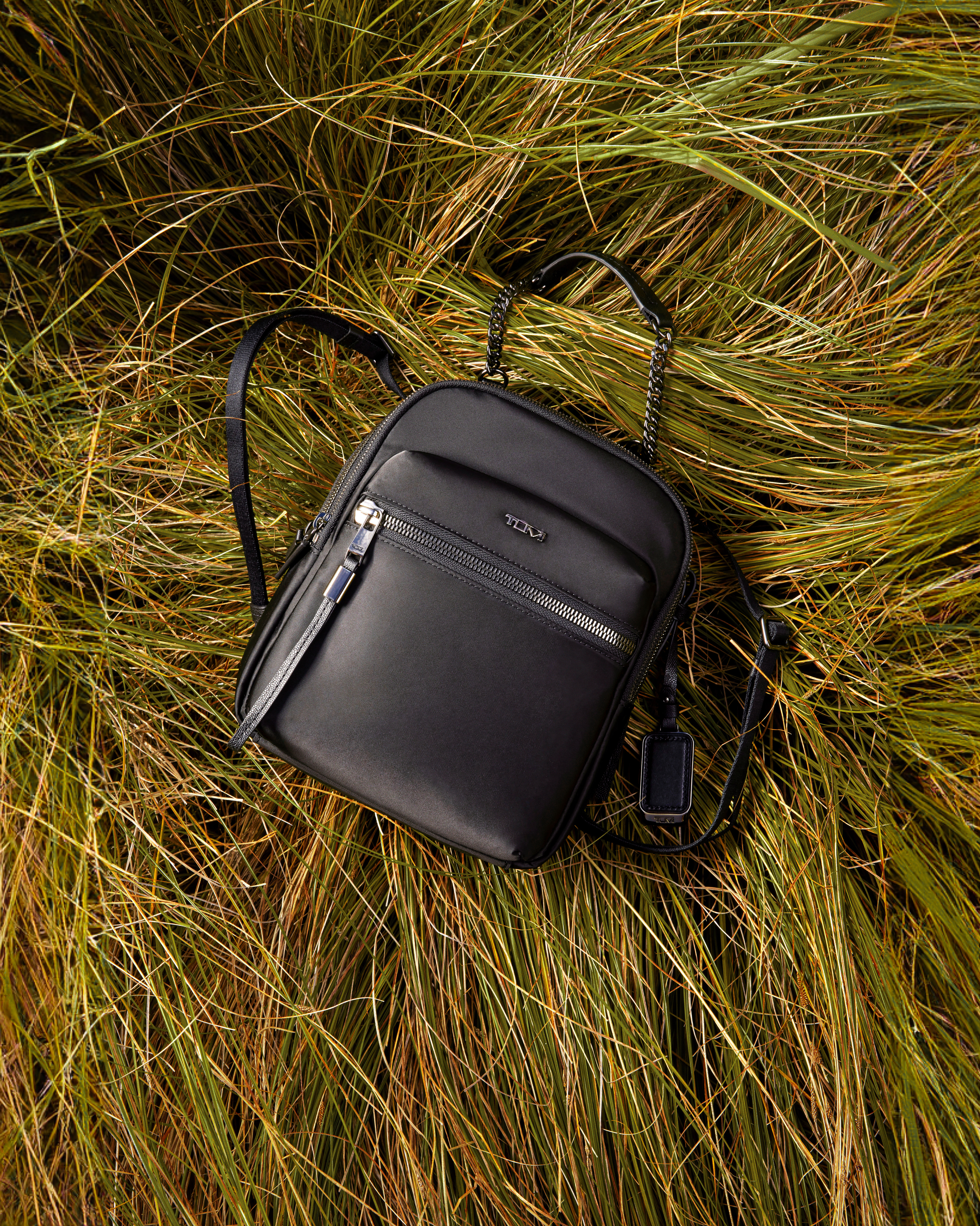 Tumi VOYAGEUR MOORE BACKPACK CROSSBODY TUMI Singapore