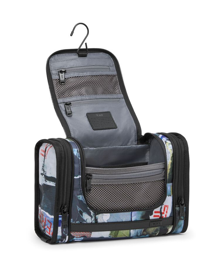 ALPHA Hanging Travel Kit  hi-res | TUMI