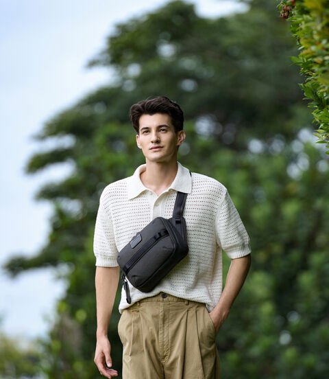 ALPHA BRAVO Ranger Crossbody  lifestyle | TUMI