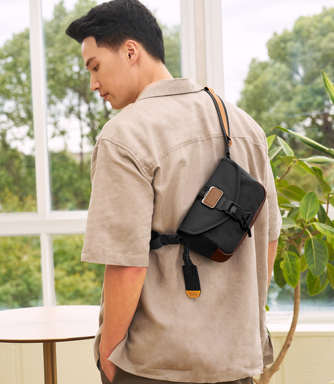 ALPHA BRAVO Compass Crossbody  lifestyle | TUMI