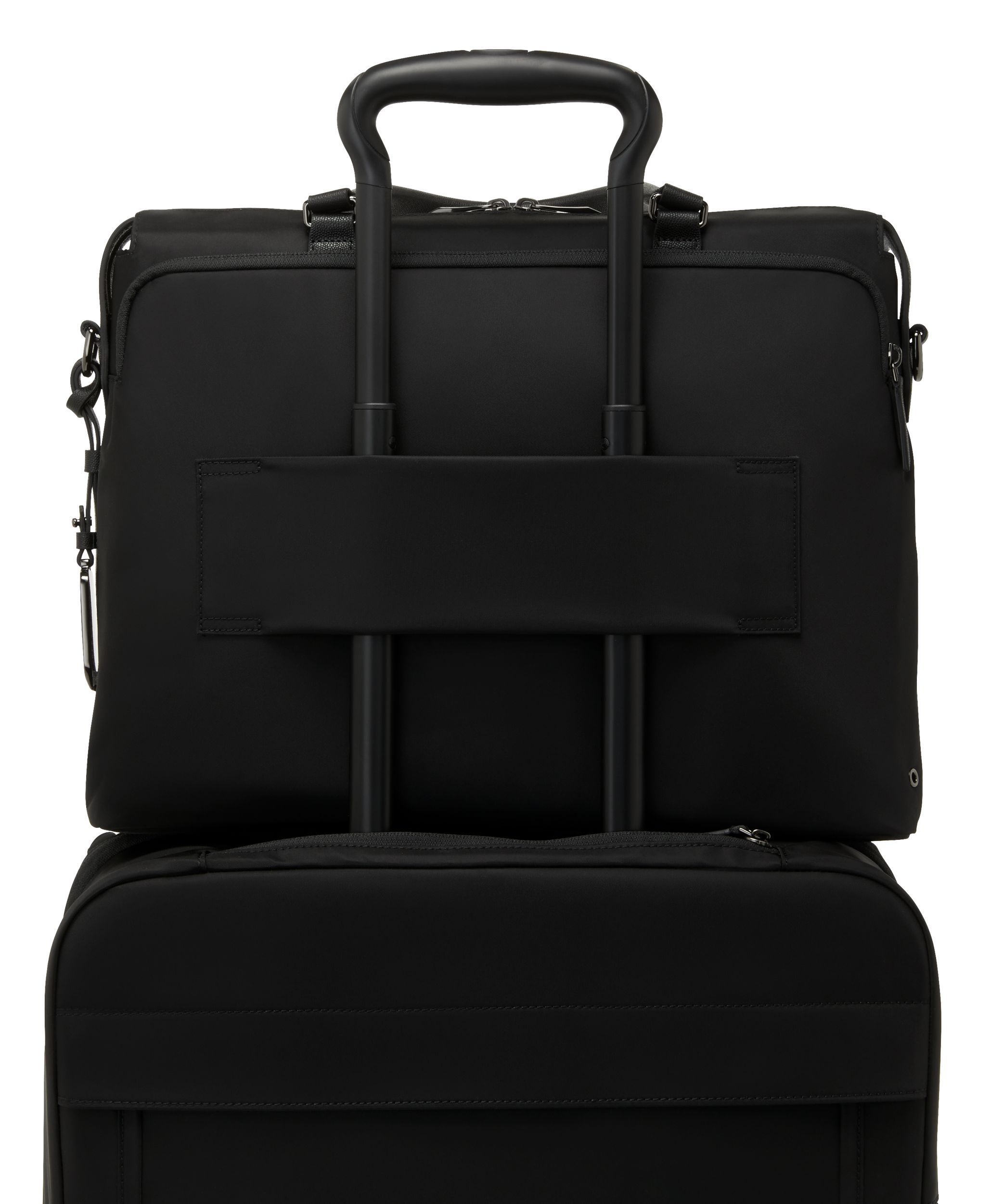 cozy TUMI for wjk バッグ wjk、トゥミの別注バッグを発売 - オールブラック仕様、PCケースや