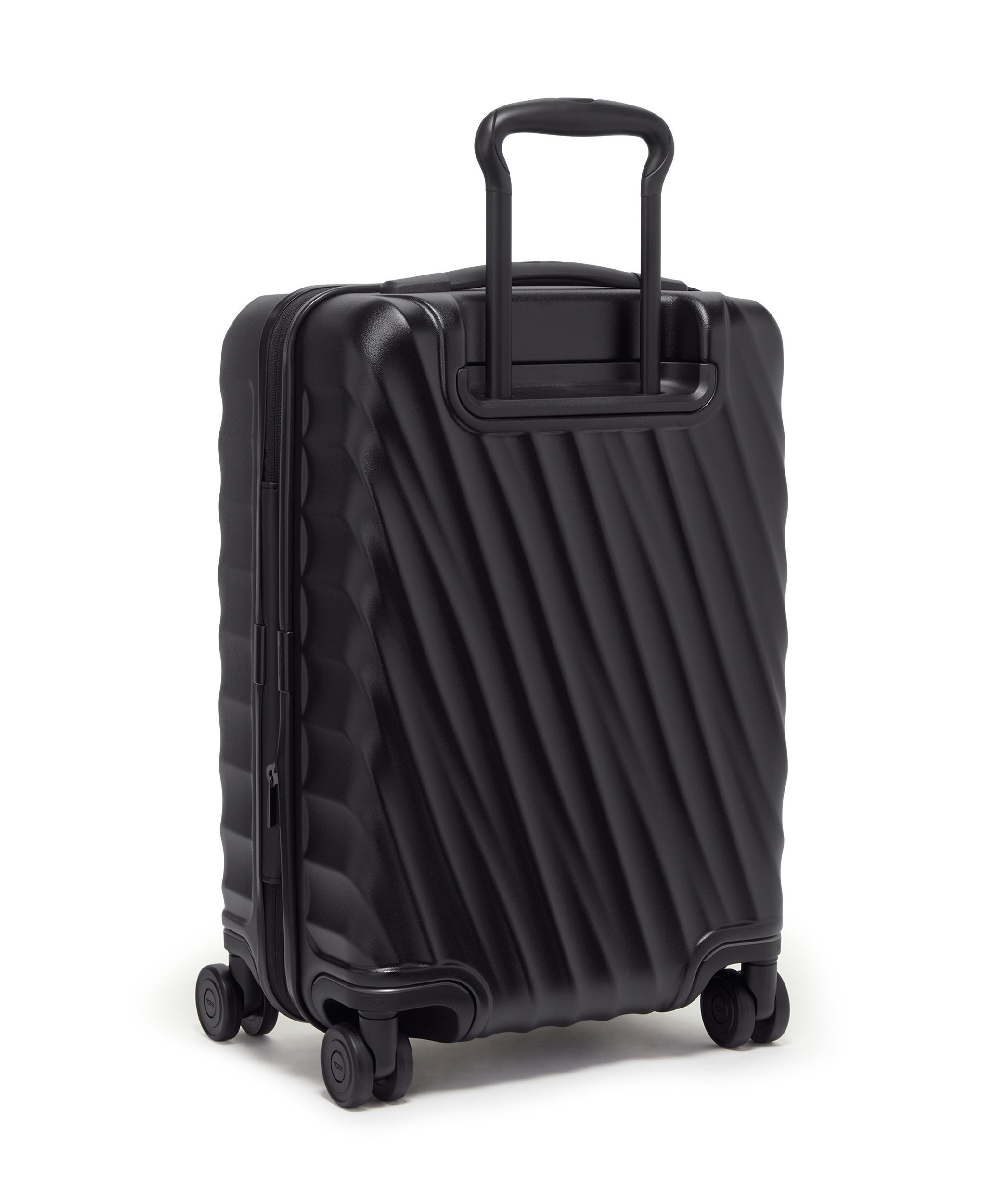 International Expandable 4 Wheeled Carry On in Black Texture | 19