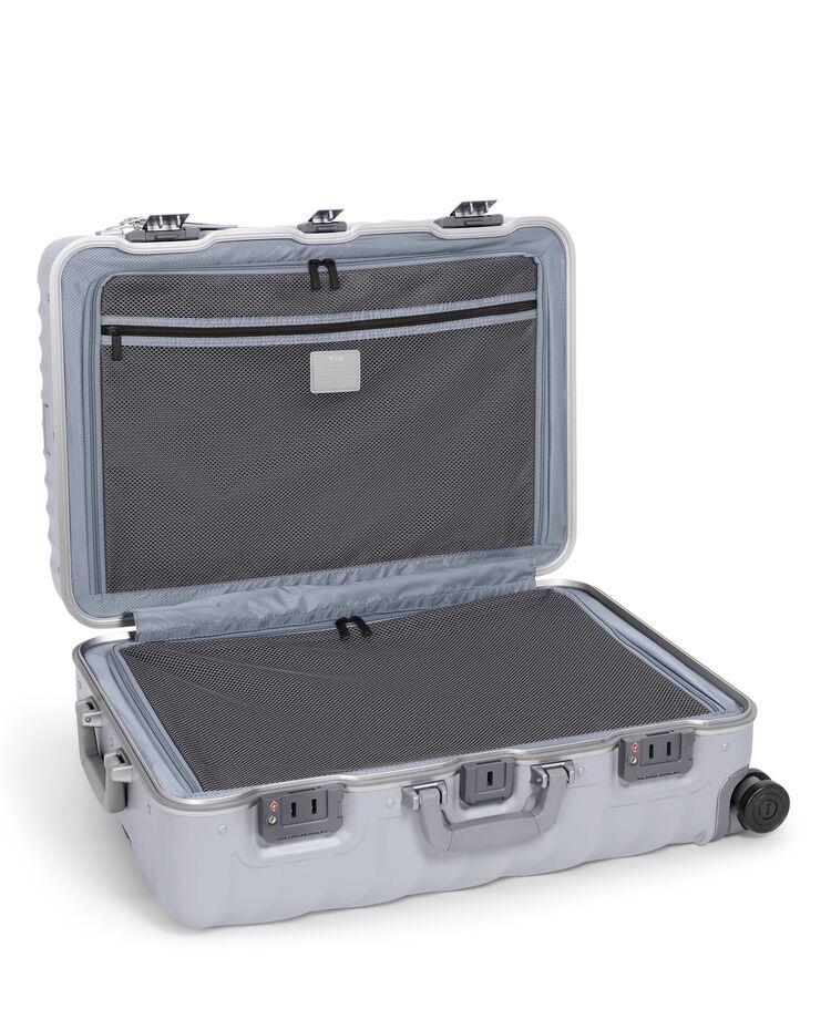 19 DEGREE FRAME Short Trip 4 Wheeled Packing Case  hi-res | TUMI