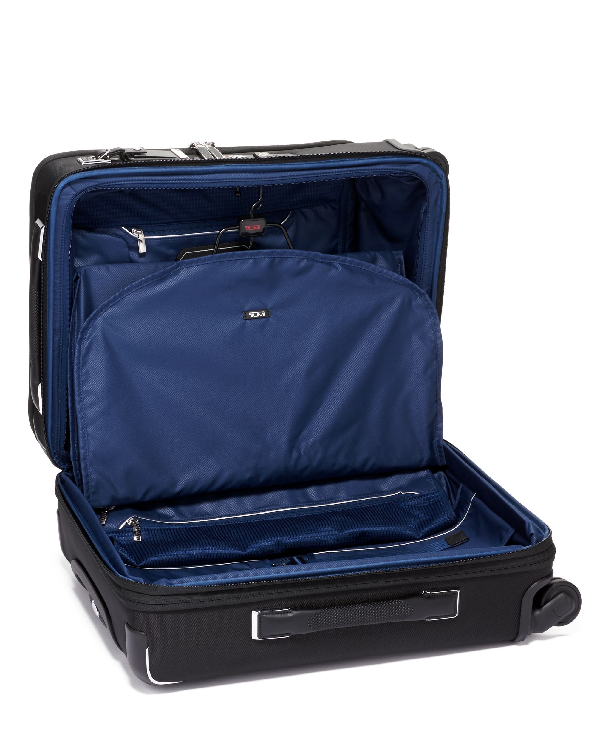 Continental Dual Access 4 Wheeled Carry On in Black | Arrivé