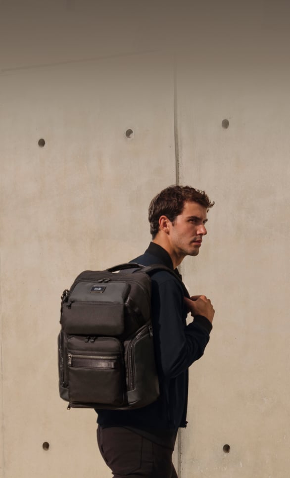TUMI-Gift-Finder-Grid-Breaker